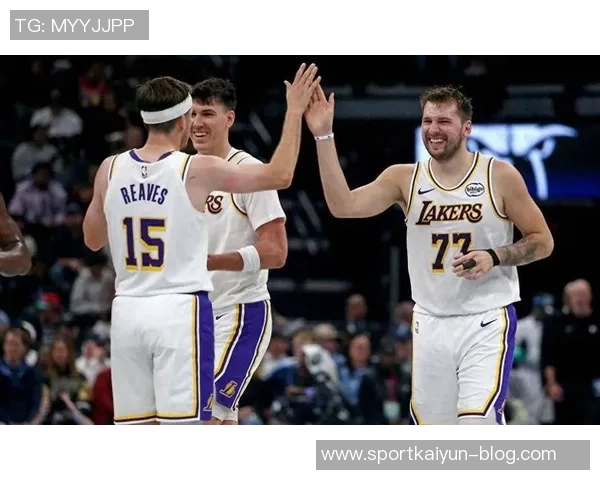 东契奇赞里夫斯复出表现出色称一直在催促他归队